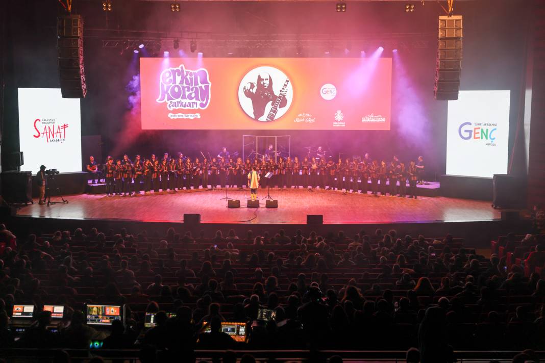 Selçuklu’da Erkin Koray Şarkıları Konseri 4